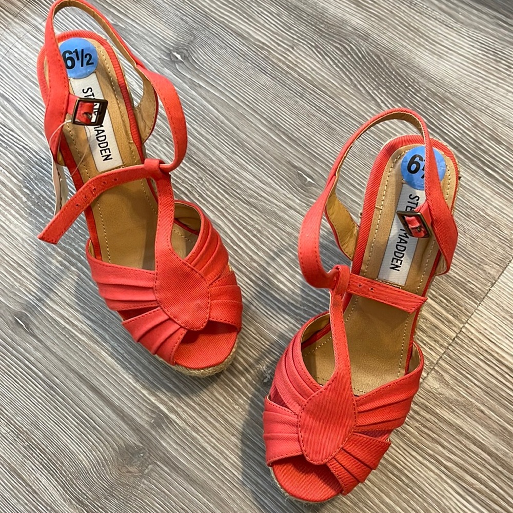 Steve Madden wedges